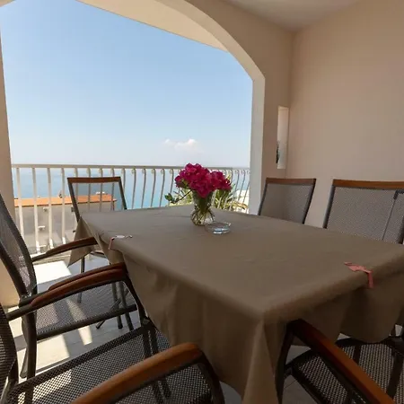 Mia & Ante Apartman Tucepi